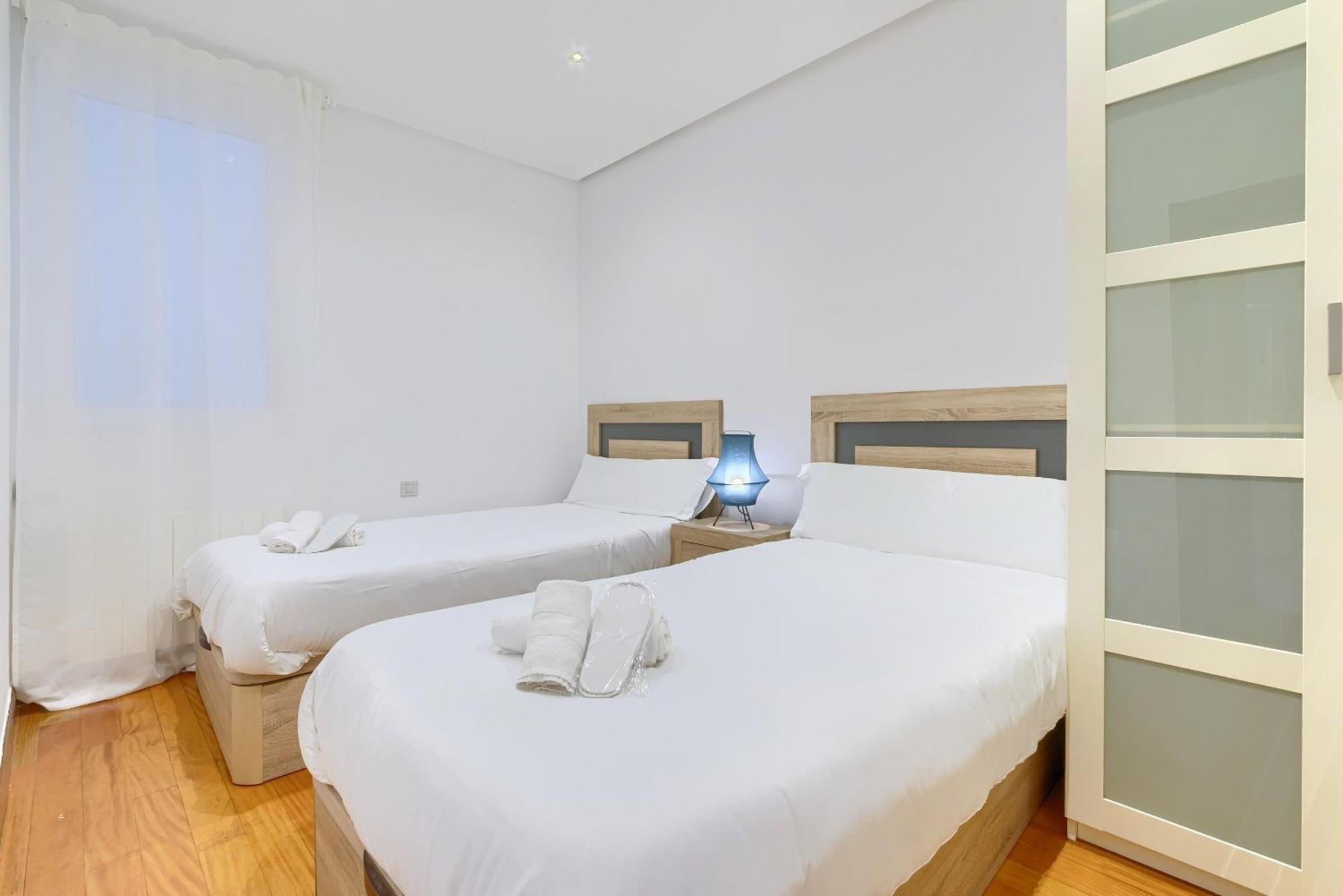 Ferienwohnung Ayuntamiento Cerca Del Casco Viejo & Parking Bilbao Exterior foto