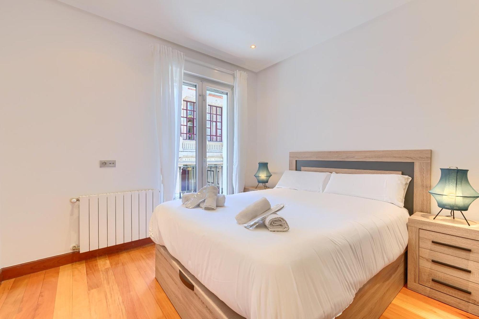 Ferienwohnung Ayuntamiento Cerca Del Casco Viejo & Parking Bilbao Exterior foto